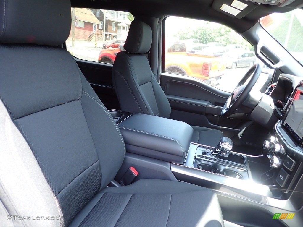 2023 Ford F150 XLT SuperCrew 4x4 Front Seat Photo #146165685