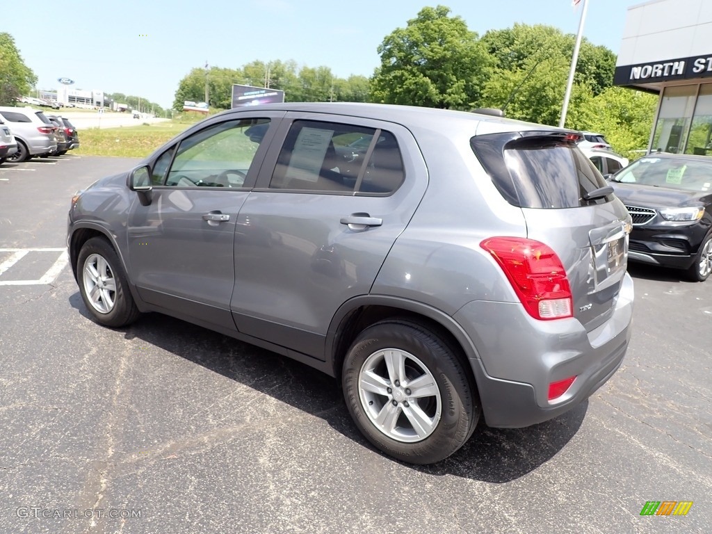 2020 Trax LS - Satin Steel Metallic / Jet Black photo #3