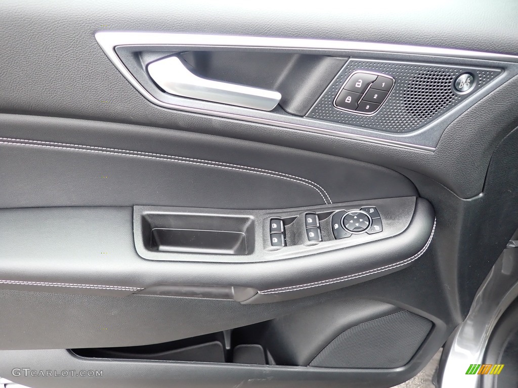 2023 Ford Edge Titanium AWD Ebony Door Panel Photo #146166742
