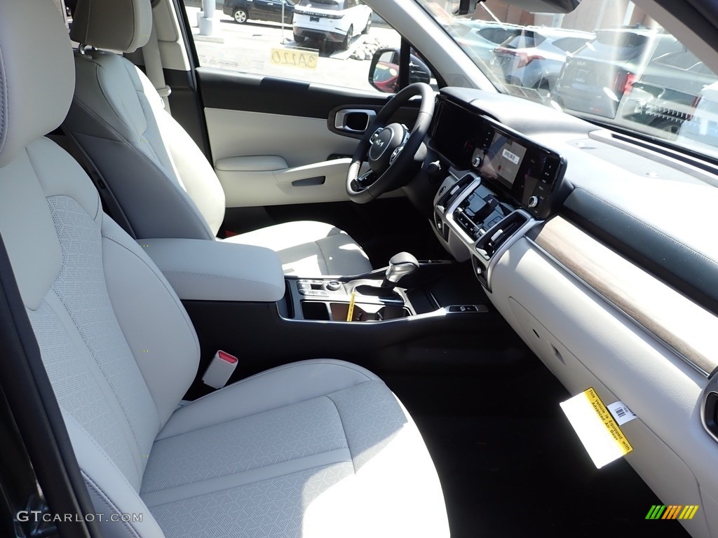 2023 Kia Sorento X-Line EX AWD Front Seat Photos