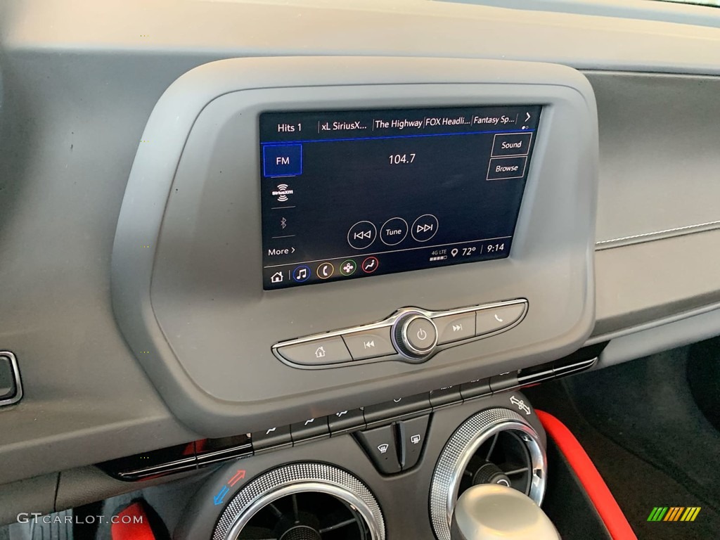 2023 Chevrolet Camaro LT Convertible Controls Photos