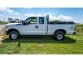 Oxford White - F250 Super Duty XL Super Cab 4x4 Photo No. 7