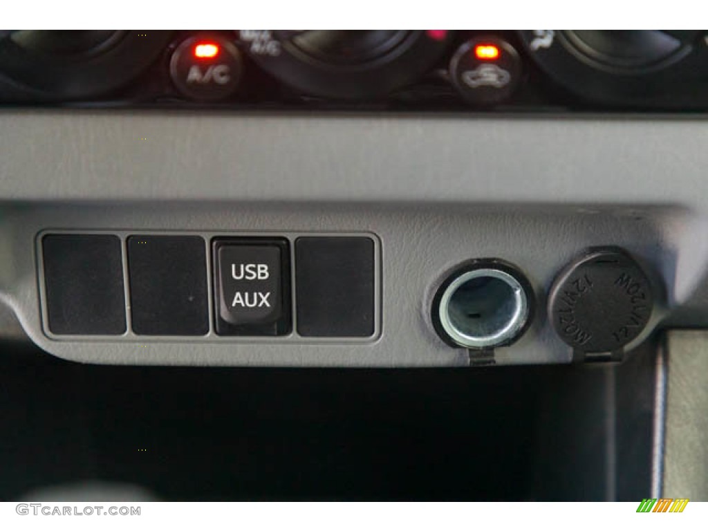 2014 Tacoma Prerunner Double Cab - Black / Graphite photo #16