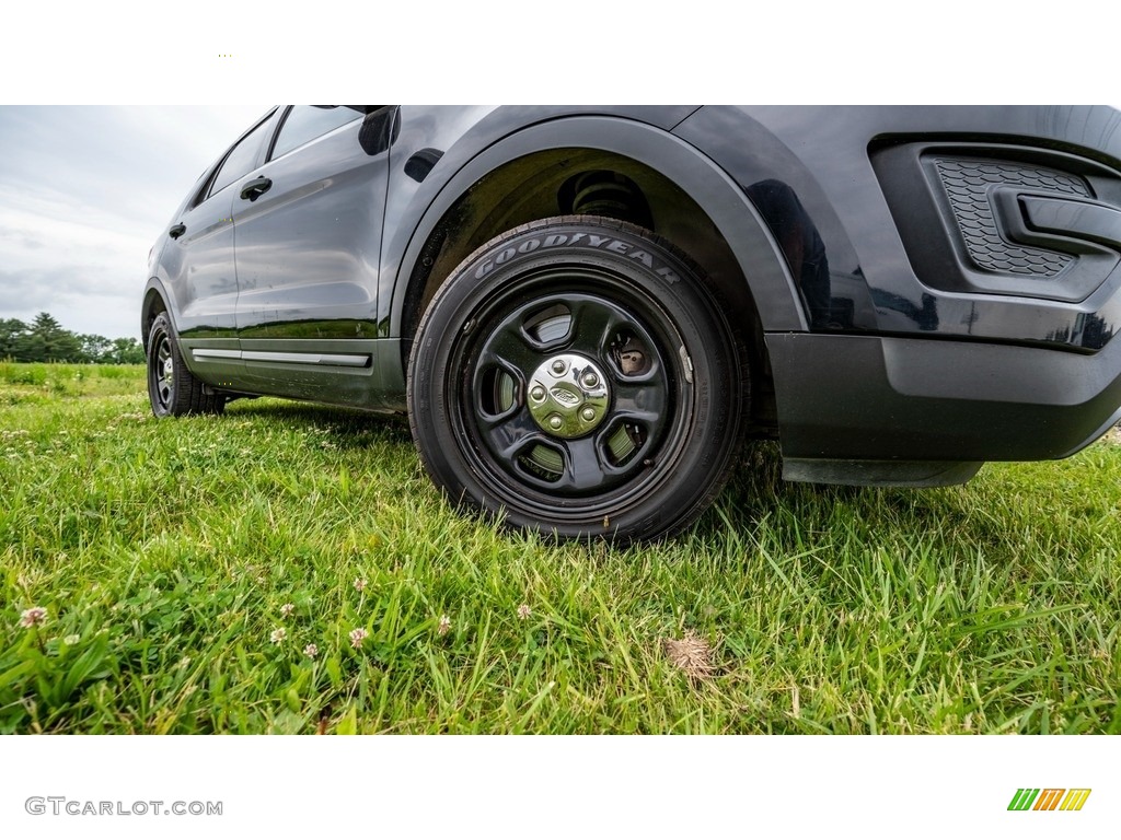 2016 Explorer Police Interceptor 4WD - Shadow Black / Ebony Black photo #2