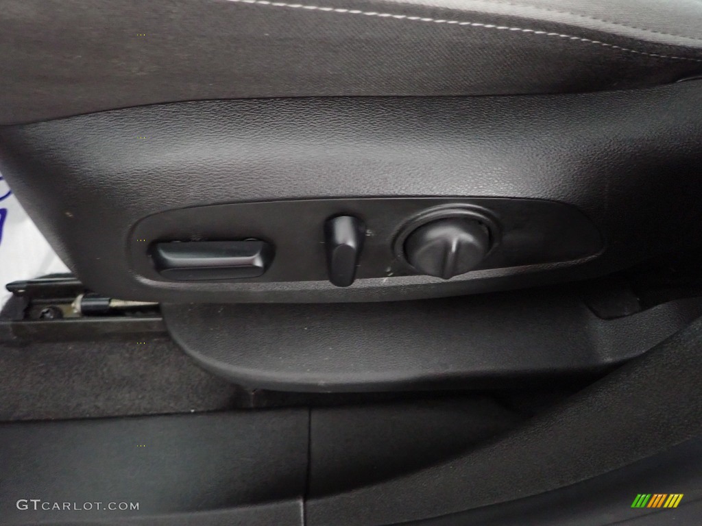 2019 Equinox LS AWD - Mosaic Black Metallic / Medium Ash Gray photo #12
