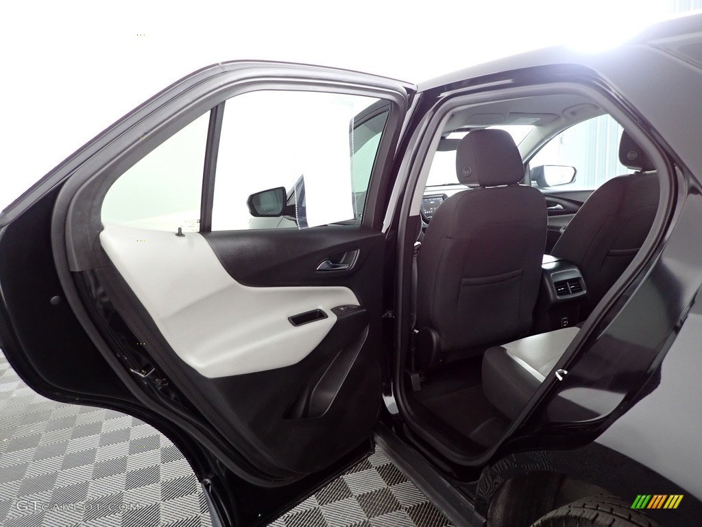 2019 Equinox LS AWD - Mosaic Black Metallic / Medium Ash Gray photo #21
