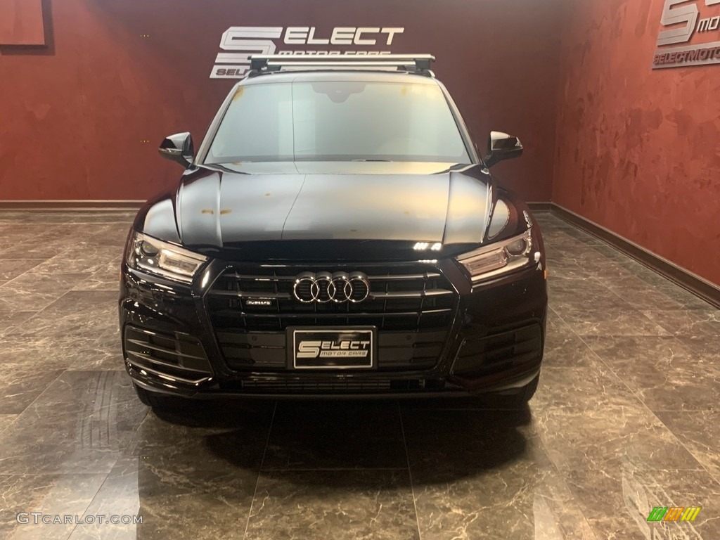 2020 Q5 Titanium Premium quattro - Brilliant Black / Black photo #2