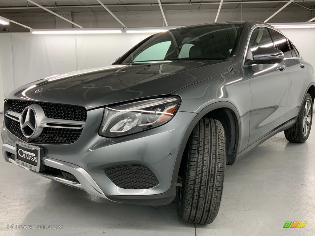 2019 GLC 300 4Matic - Selenite Grey Metallic / Black photo #14