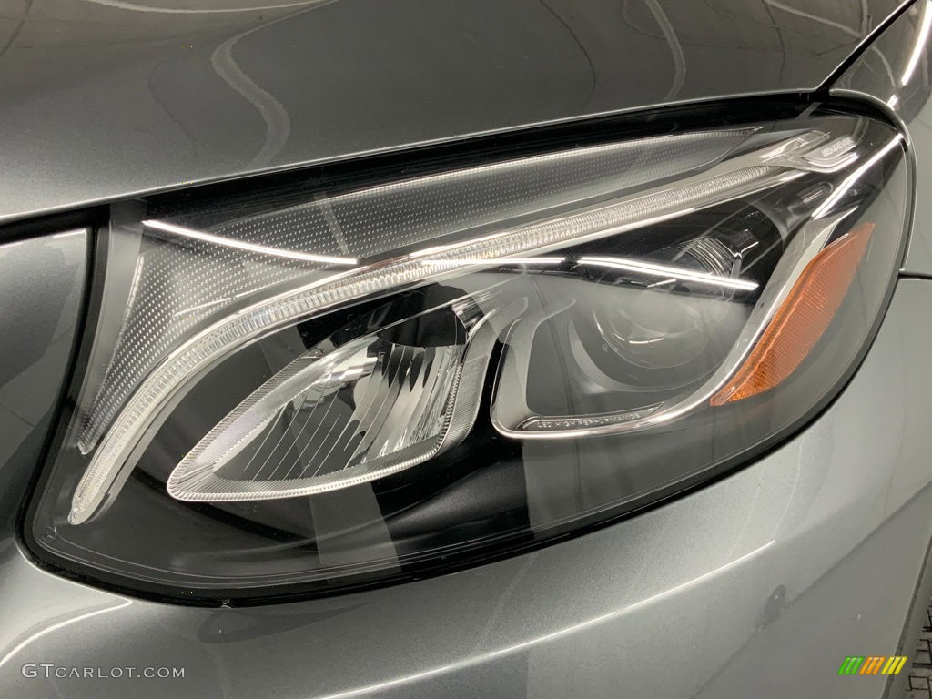 2019 GLC 300 4Matic - Selenite Grey Metallic / Black photo #15