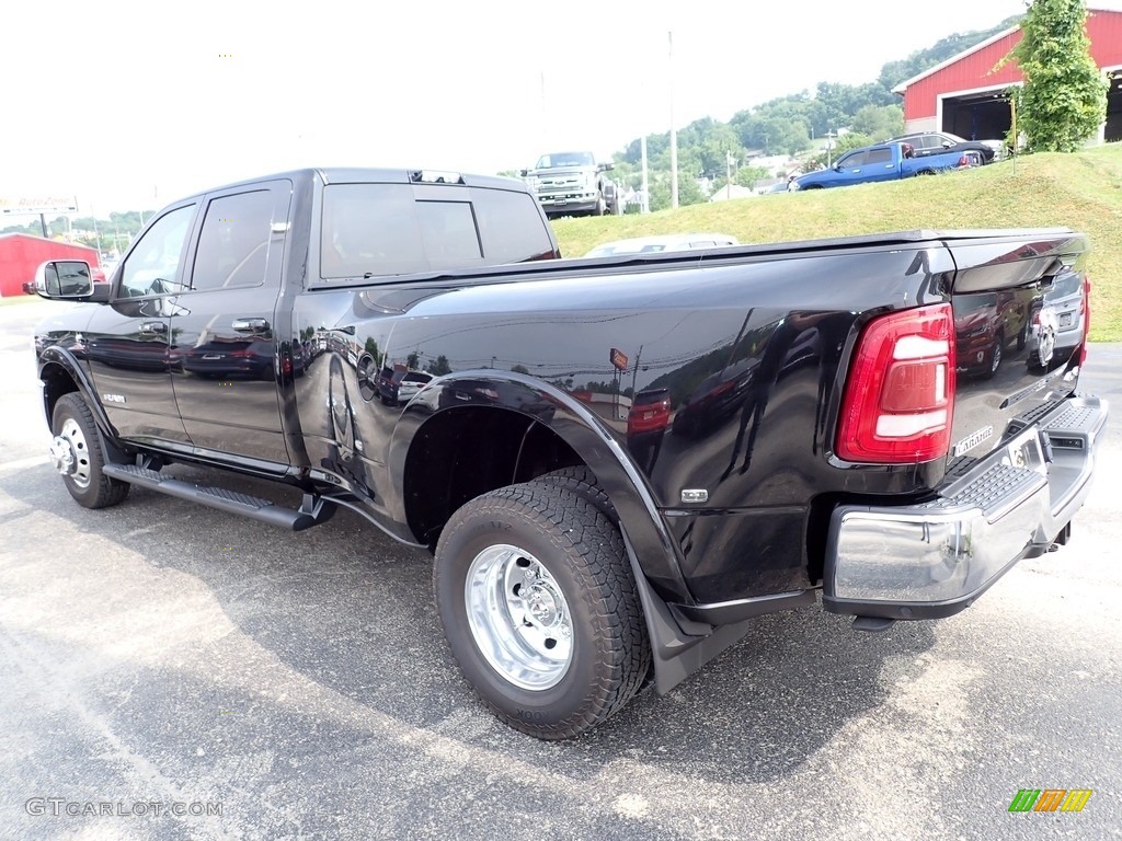 Black 2019 Ram 3500 Laramie Crew Cab 4x4 Exterior Photo #146169585
