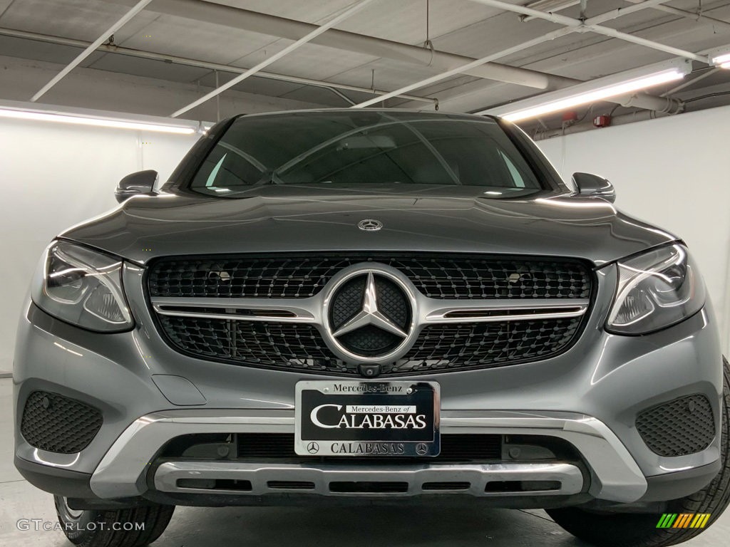 2019 GLC 300 4Matic - Selenite Grey Metallic / Black photo #16