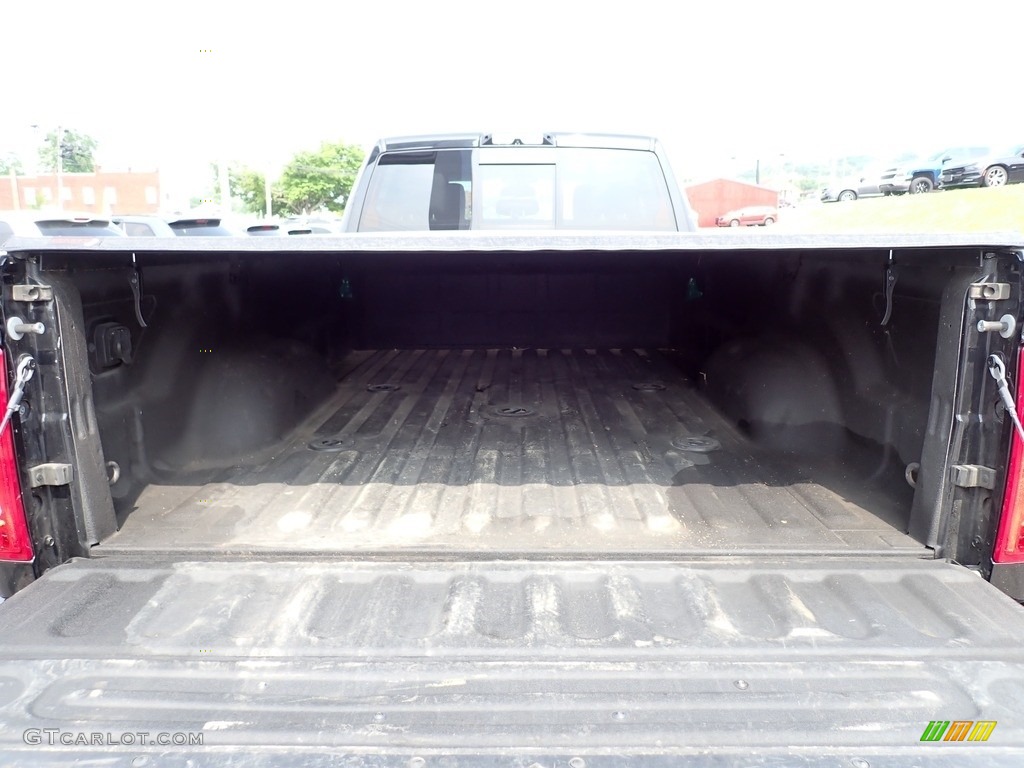 2019 3500 Laramie Crew Cab 4x4 - Black / Black photo #5