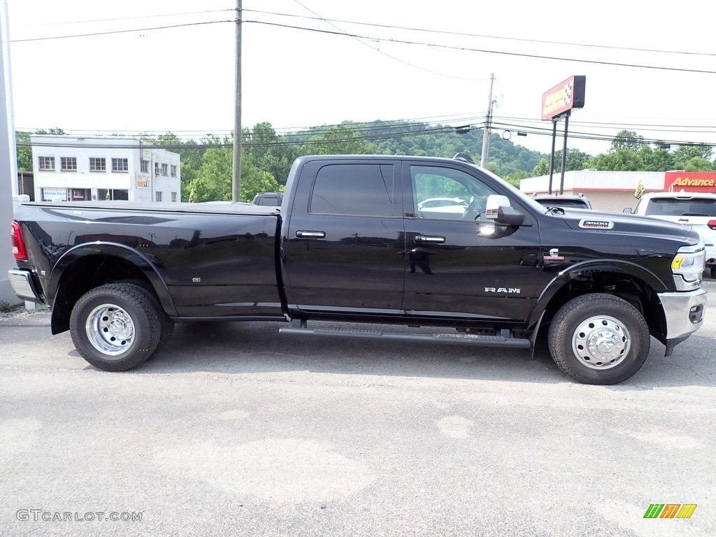 2019 3500 Laramie Crew Cab 4x4 - Black / Black photo #7