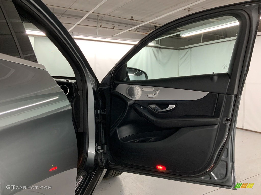 2019 GLC 300 4Matic - Selenite Grey Metallic / Black photo #31
