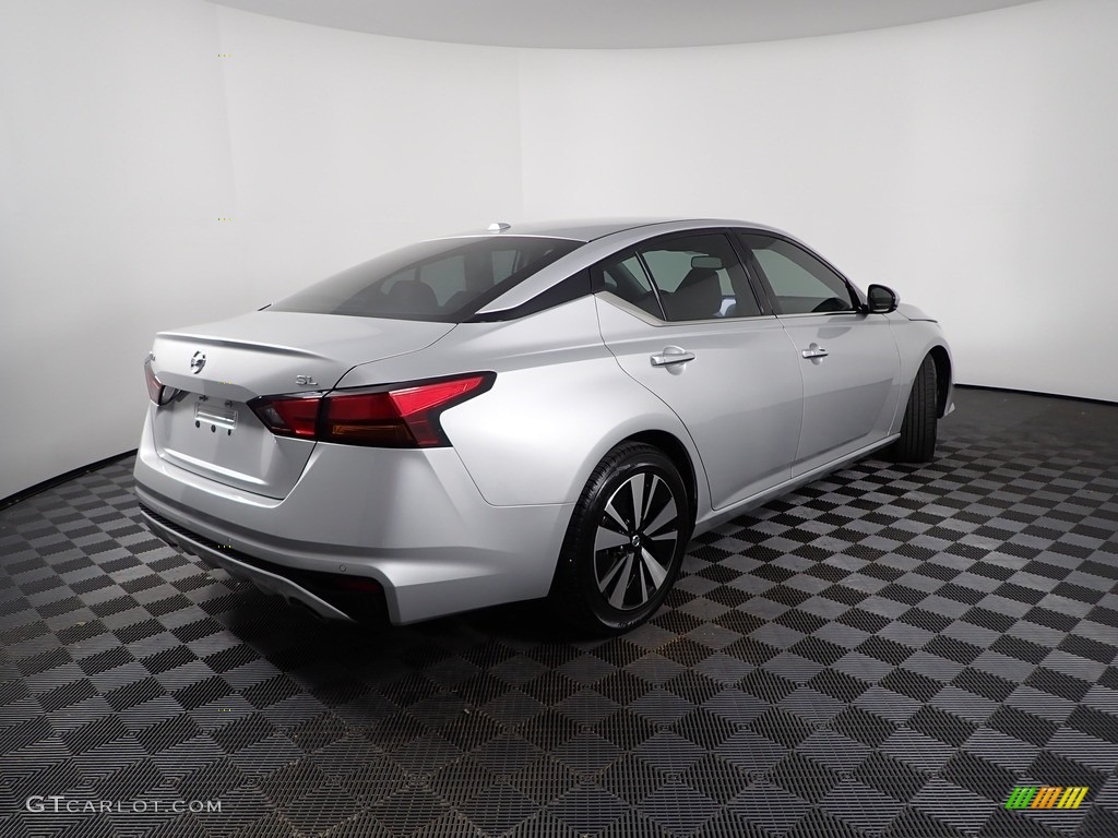 2019 Altima SL - Brilliant Silver Metallic / Charcoal photo #13