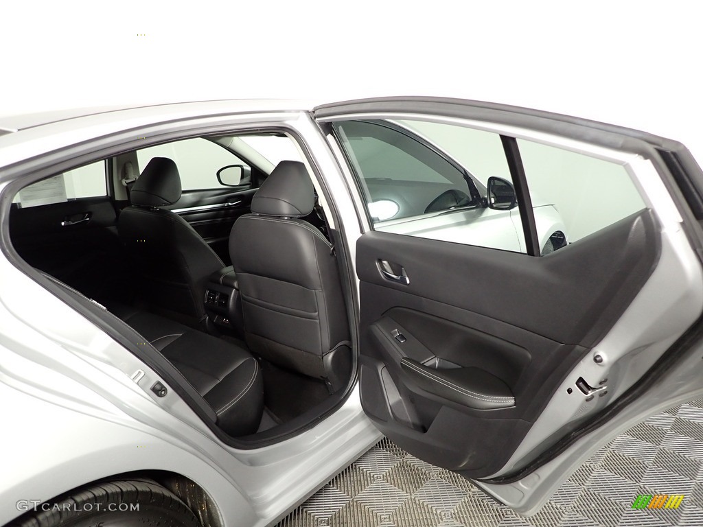 2019 Altima SL - Brilliant Silver Metallic / Charcoal photo #31