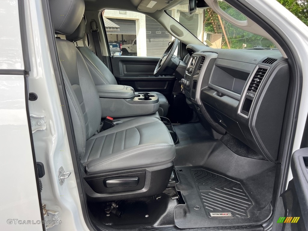 2019 1500 Classic Tradesman Crew Cab 4x4 - Bright White / Black/Diesel Gray photo #17