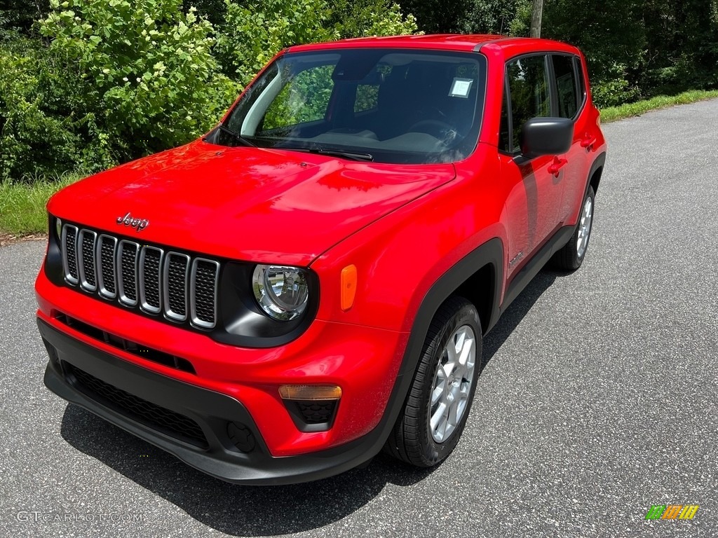 2023 Renegade Latitude 4x4 - Colorado Red / Black photo #2