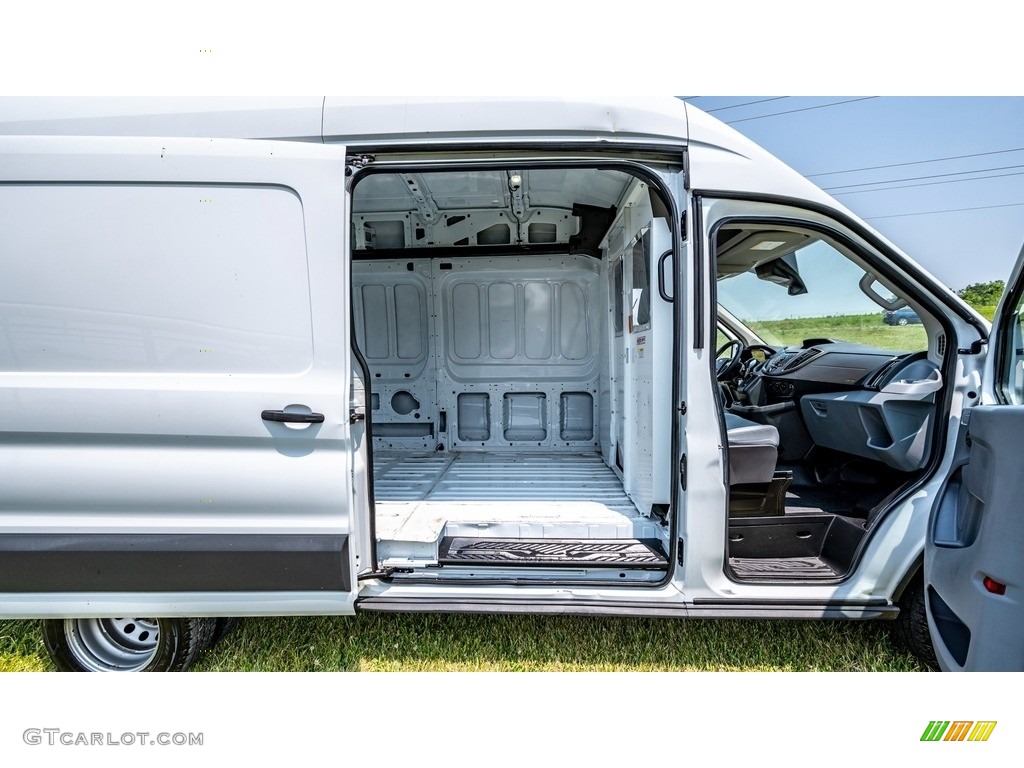2018 Ford Transit Van 350 HR Extended Trunk Photos