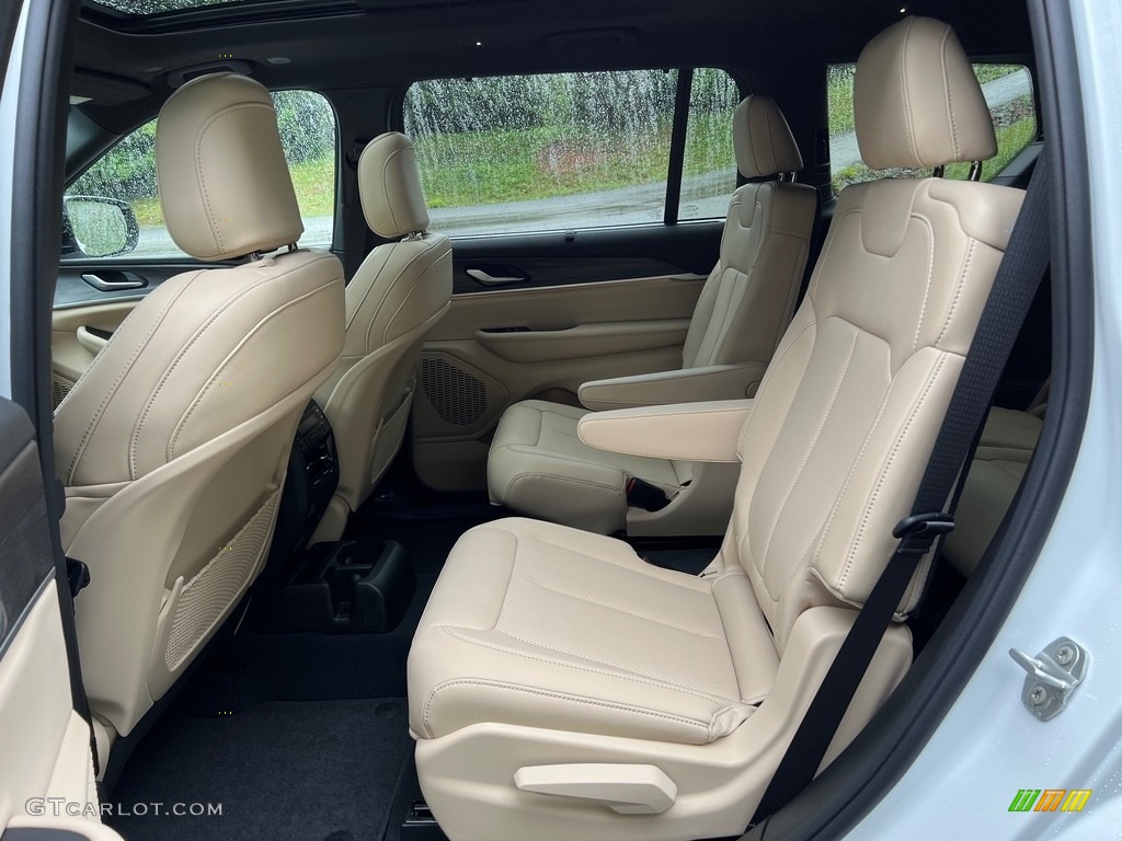 2023 Jeep Grand Cherokee L Limited 4x4 Rear Seat Photo #146172627