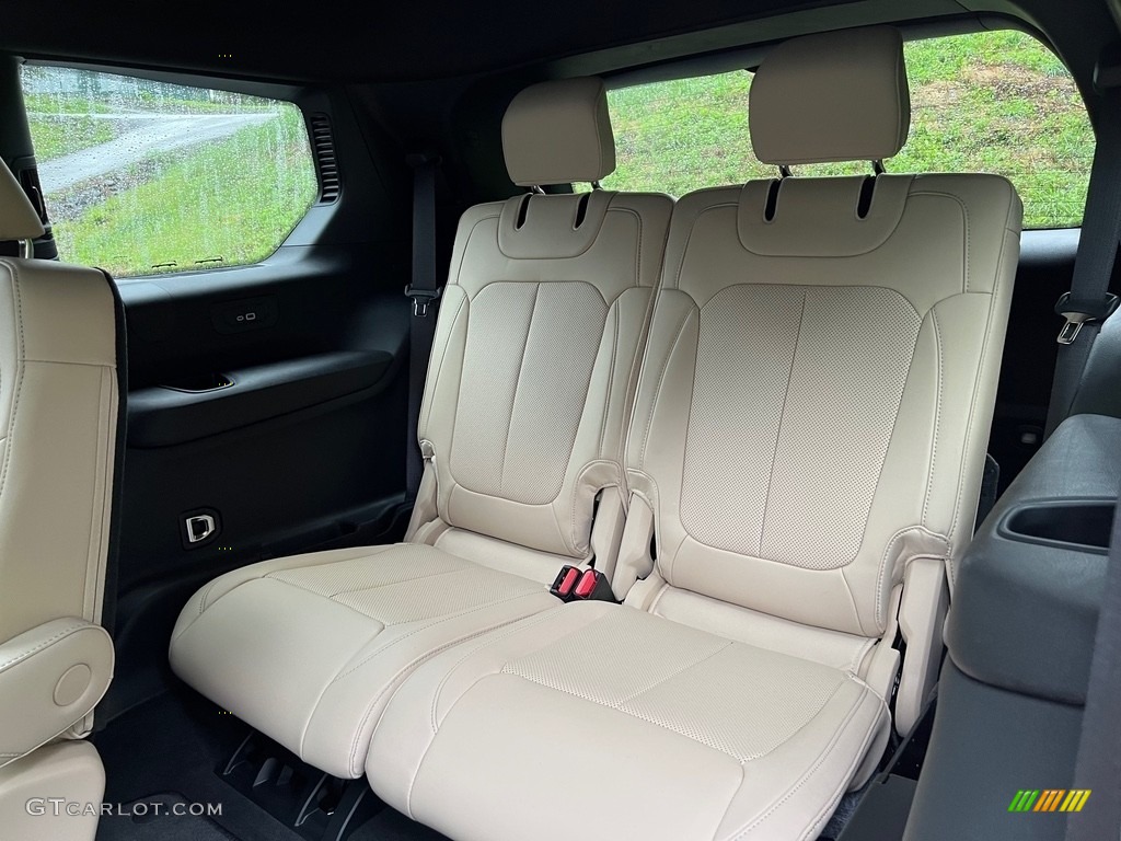 2023 Jeep Grand Cherokee L Limited 4x4 Rear Seat Photo #146172660