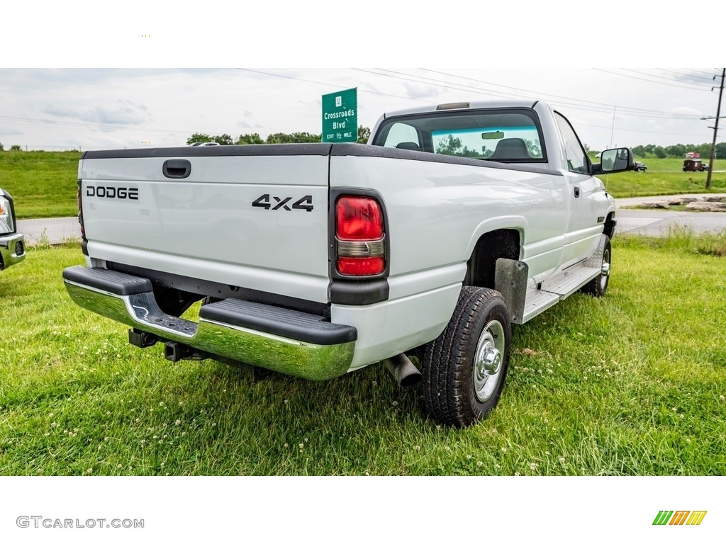 2001 Ram 2500 ST Regular Cab 4x4 - Bright White / Agate photo #3