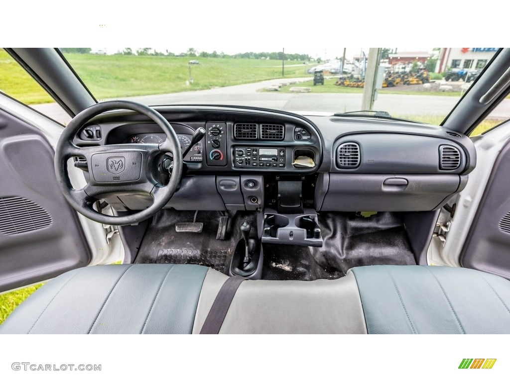 2001 Dodge Ram 2500 ST Regular Cab 4x4 Agate Dashboard Photo #146173035