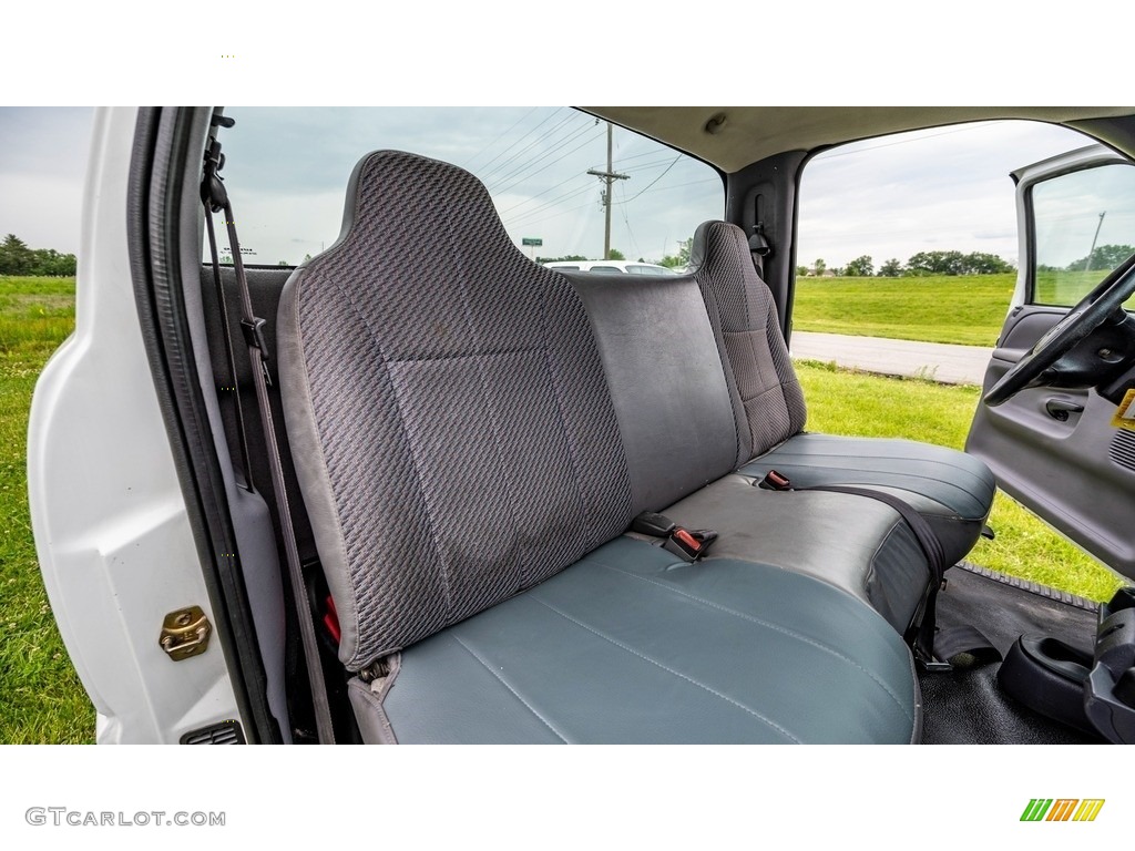2001 Ram 2500 ST Regular Cab 4x4 - Bright White / Agate photo #15