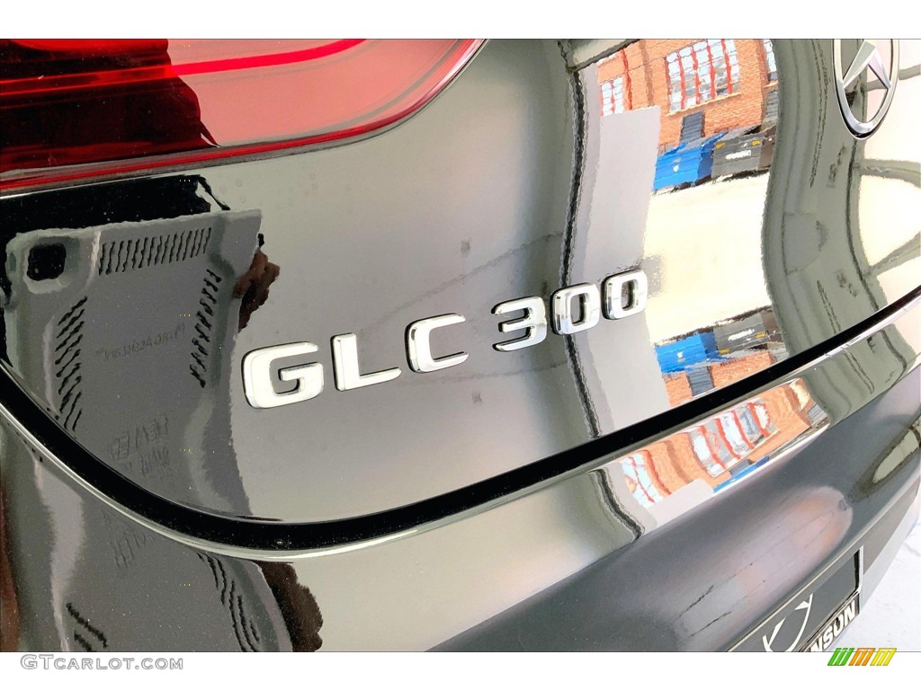 2021 GLC 300 4Matic Coupe - Black / Black photo #31