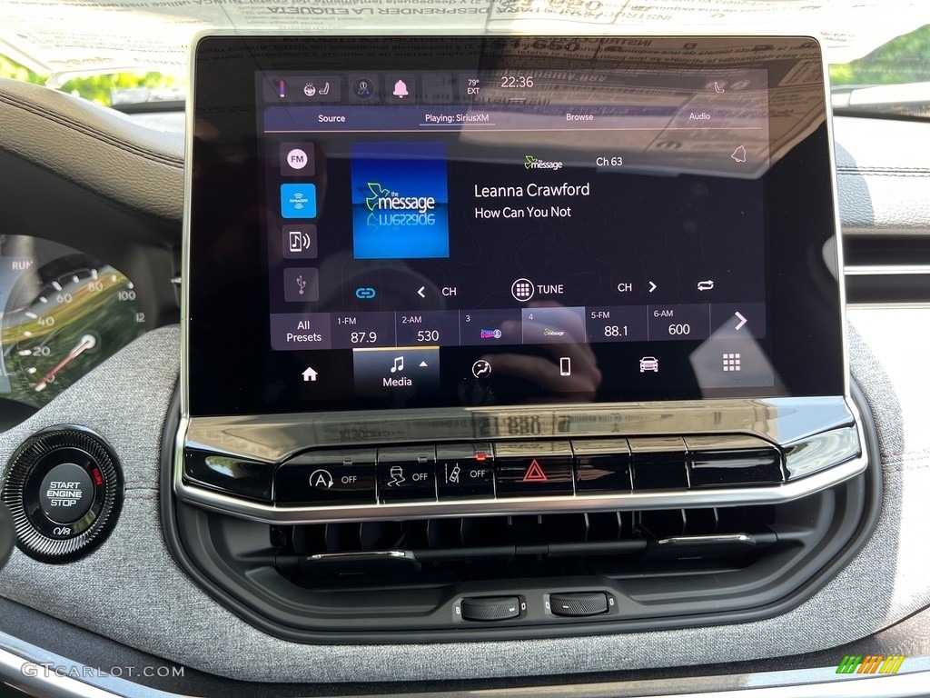 2023 Jeep Compass Latitude Lux 4x4 Controls Photo #146175221