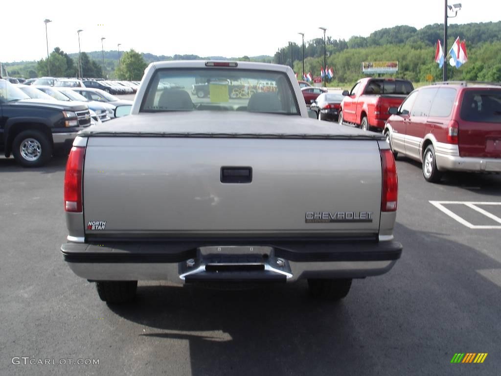 1998 C/K K1500 Regular Cab 4x4 - Pewter Metallic / Gray photo #3