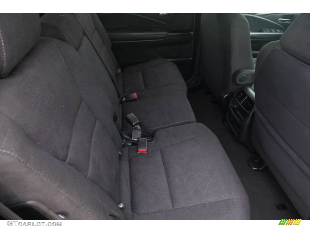 2020 Honda Pilot LX Rear Seat Photos