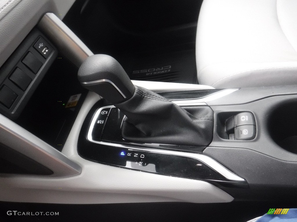 2022 Toyota Corolla Cross LE AWD Transmission Photos