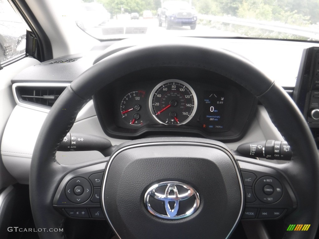2022 Toyota Corolla Cross LE AWD Light Gray Steering Wheel Photo #146176134