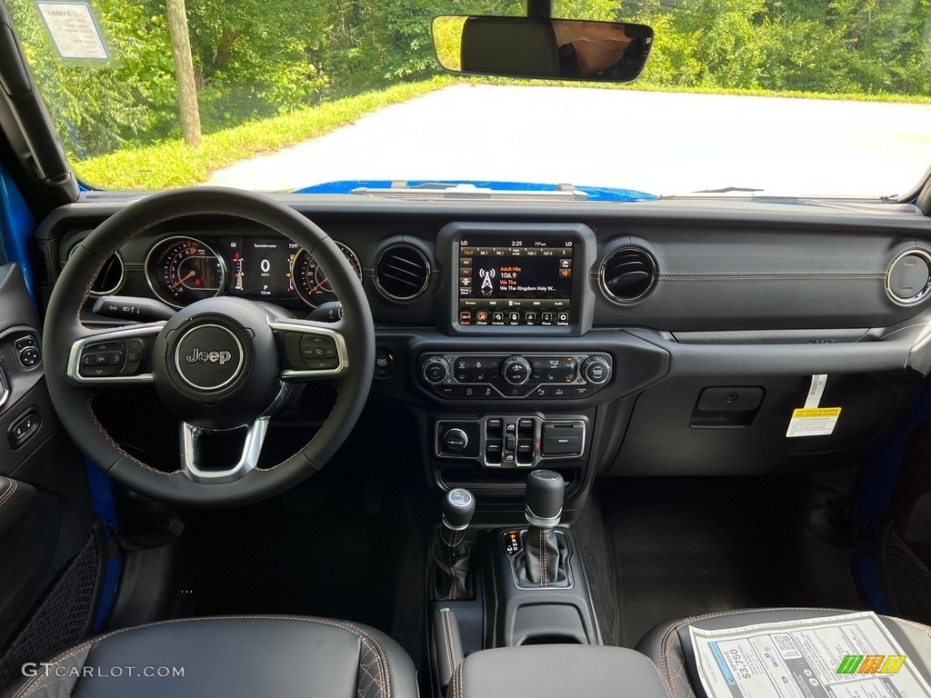 2023 Gladiator High Altitude 4x4 - Hydro Blue Pearl / Black photo #18
