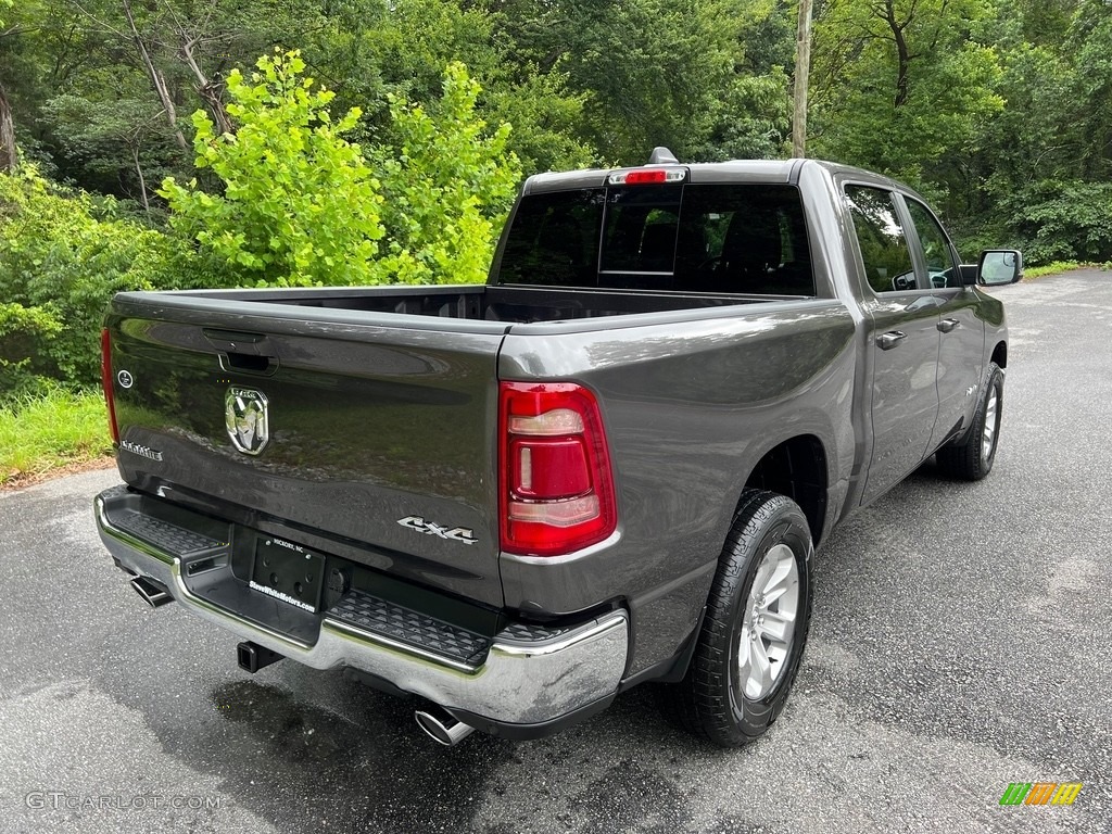 2023 1500 Laramie Crew Cab 4x4 - Granite Crystal Metallic / Black photo #6