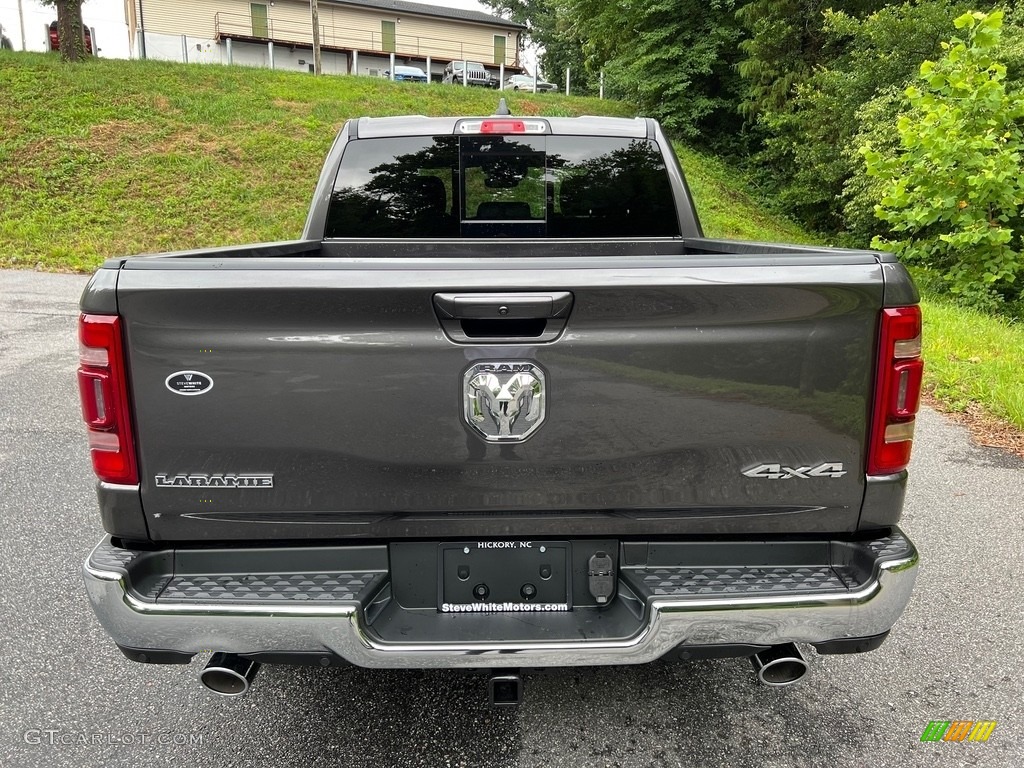 2023 1500 Laramie Crew Cab 4x4 - Granite Crystal Metallic / Black photo #7