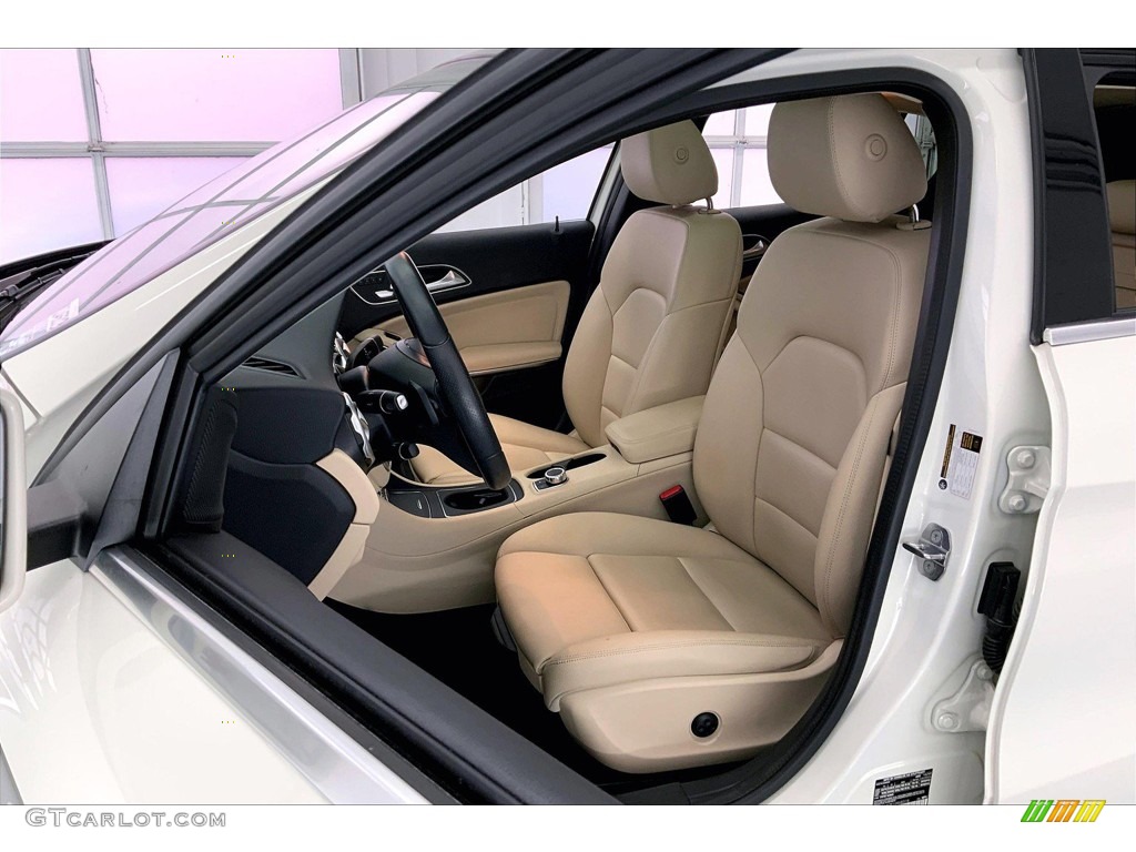 2018 GLA 250 - Cirrus White / Sahara Beige photo #18