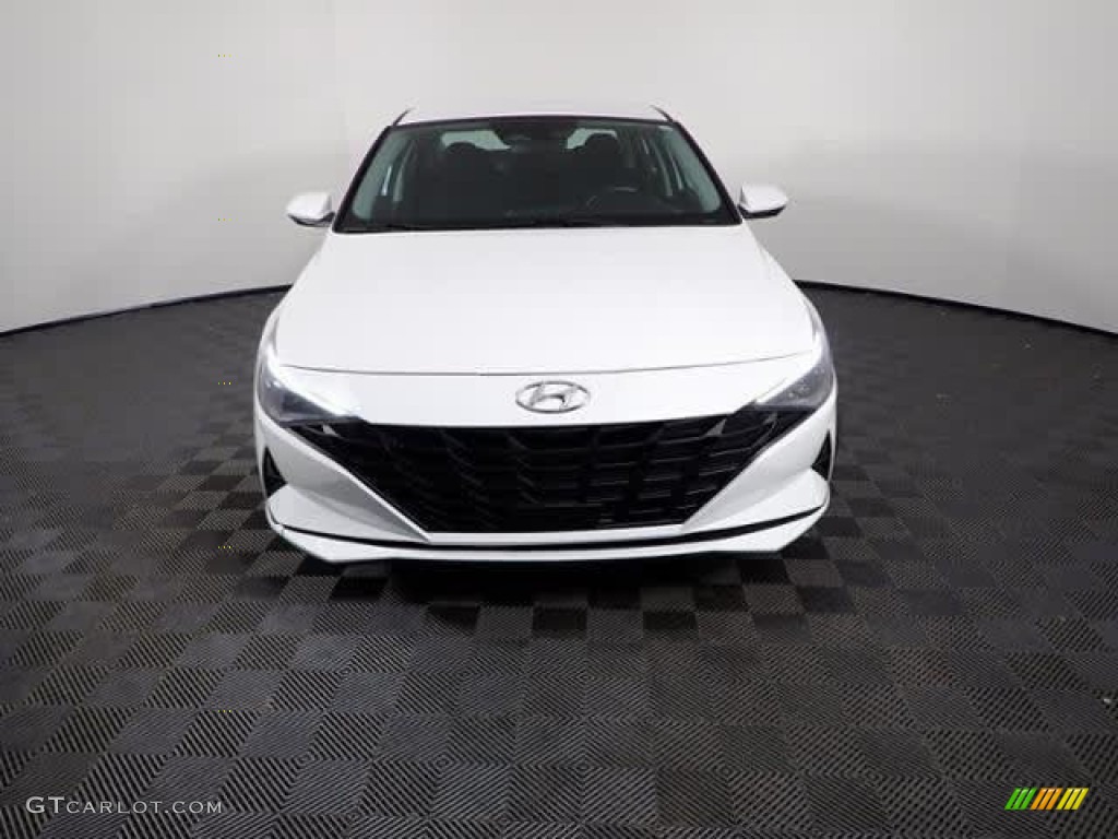2022 Elantra SEL - Quartz White / Black photo #5