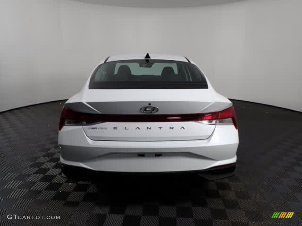 2022 Elantra SEL - Quartz White / Black photo #8