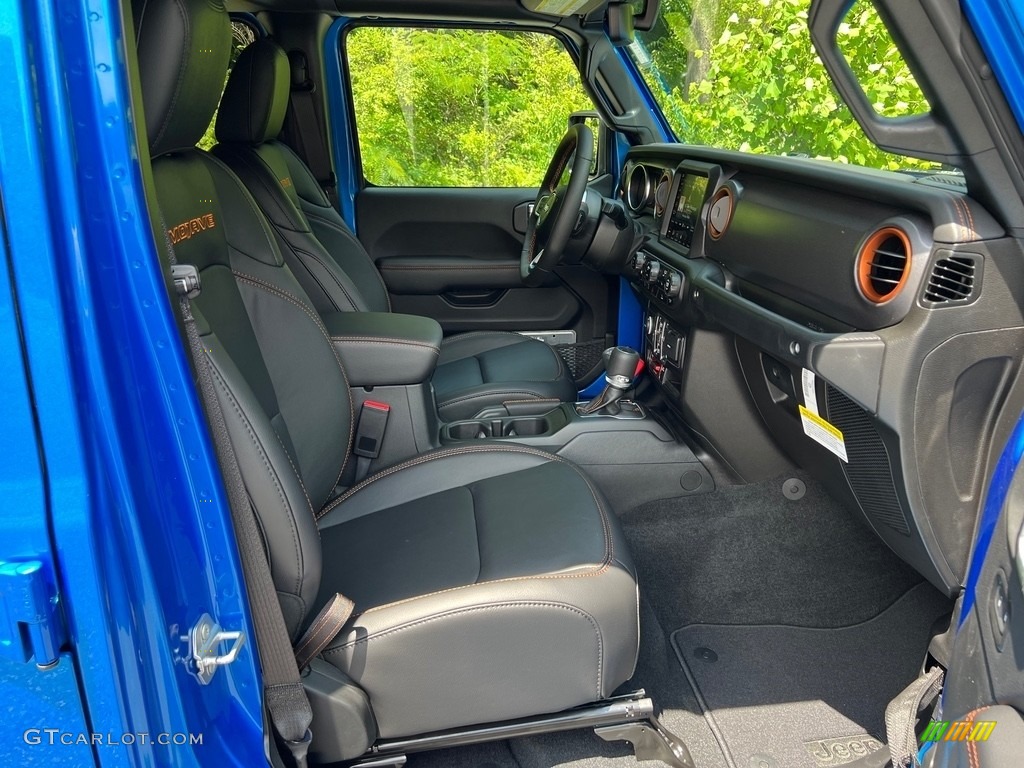 2023 Jeep Gladiator Mojave 4x4 Front Seat Photo #146179290