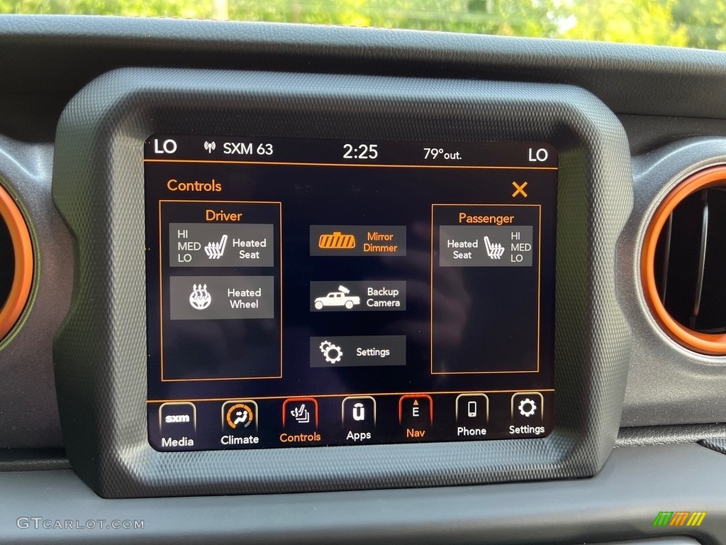 2023 Jeep Gladiator Mojave 4x4 Controls Photo #146179482