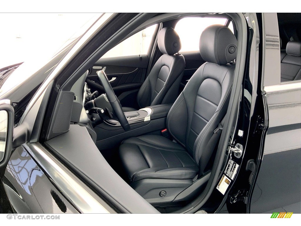 2022 Mercedes-Benz GLC 300 4Matic Front Seat Photos