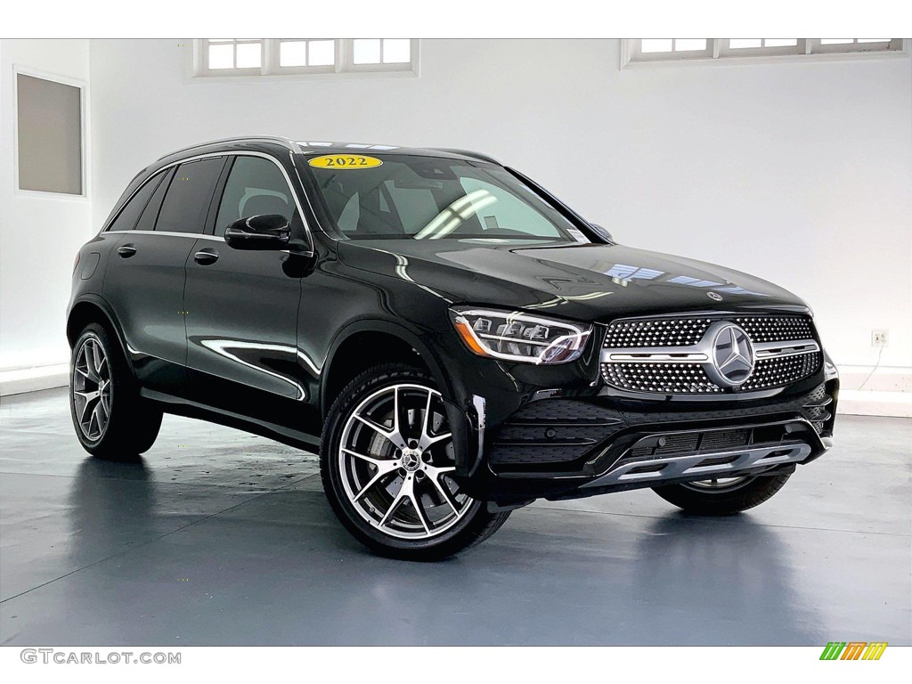 2022 GLC 300 4Matic - Black / Black photo #34