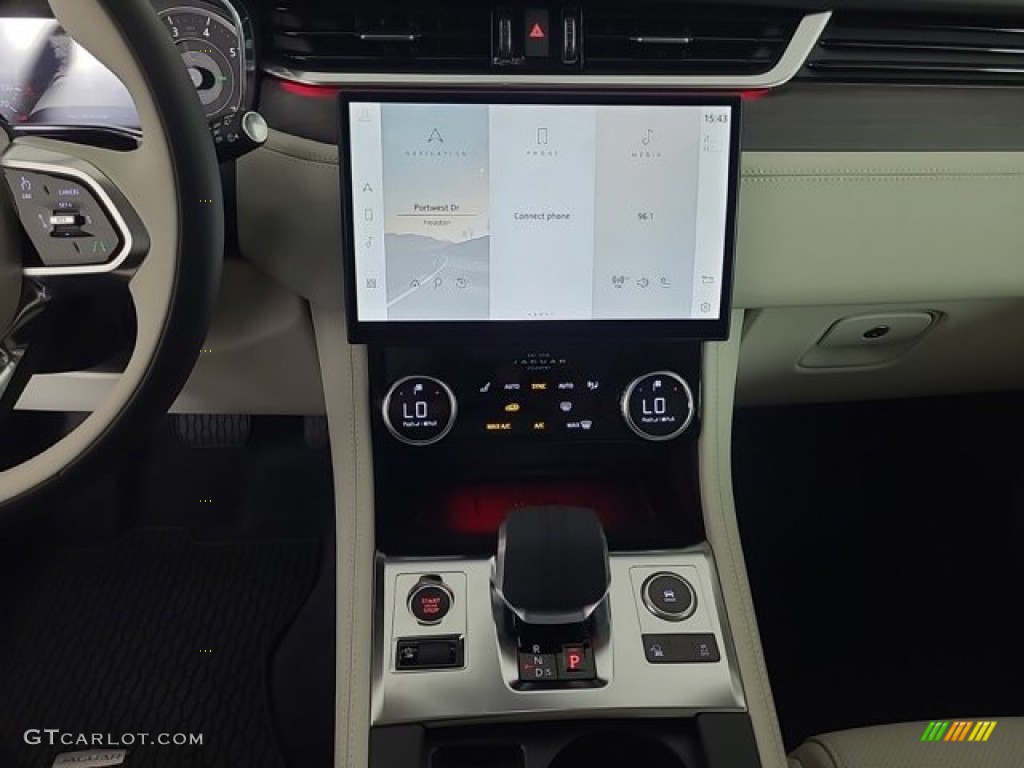 2023 Jaguar F-PACE P250 S Controls Photos