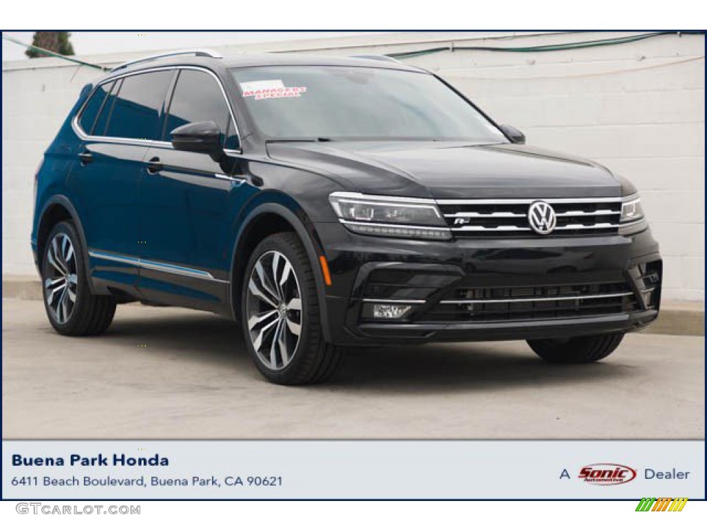 2020 Tiguan SEL Premium R-Line 4MOTION - Deep Black Pearl / Titan Black photo #1