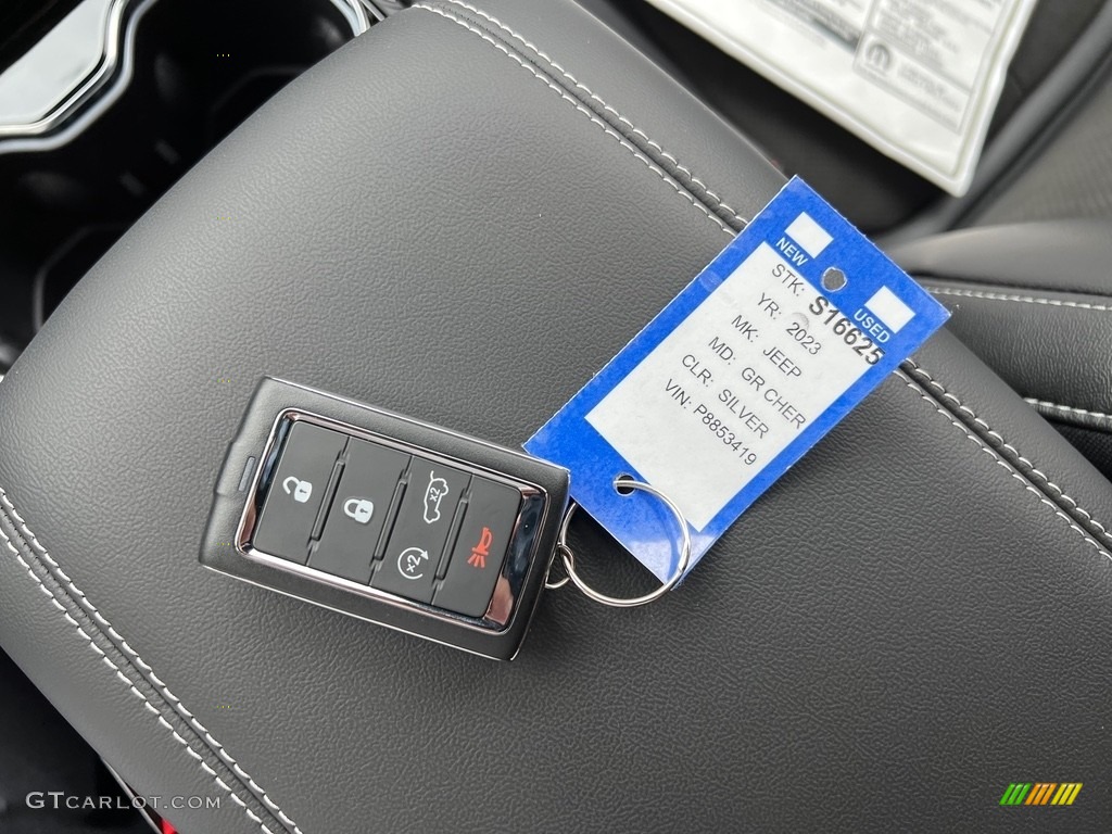 2023 Jeep Grand Cherokee L Altitude 4x4 Keys Photo #146185740