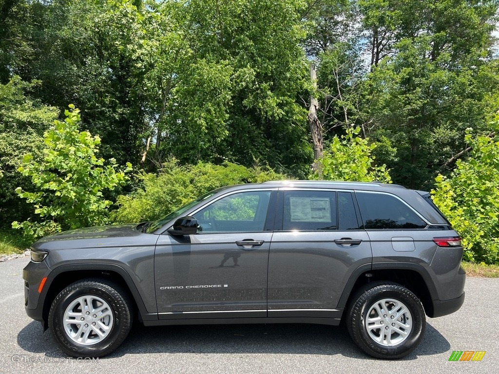 Baltic Gray Metallic 2023 Jeep Grand Cherokee Laredo Exterior Photo #146185788