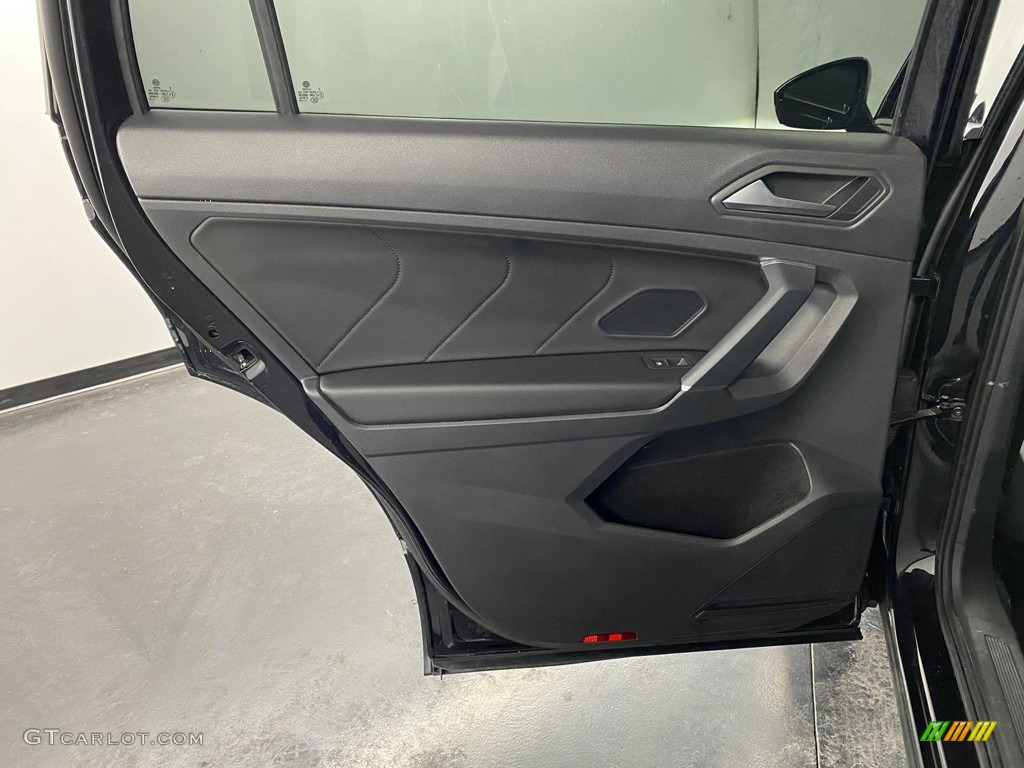 2020 Volkswagen Tiguan SEL Premium R-Line 4MOTION Titan Black Door Panel Photo #146187099