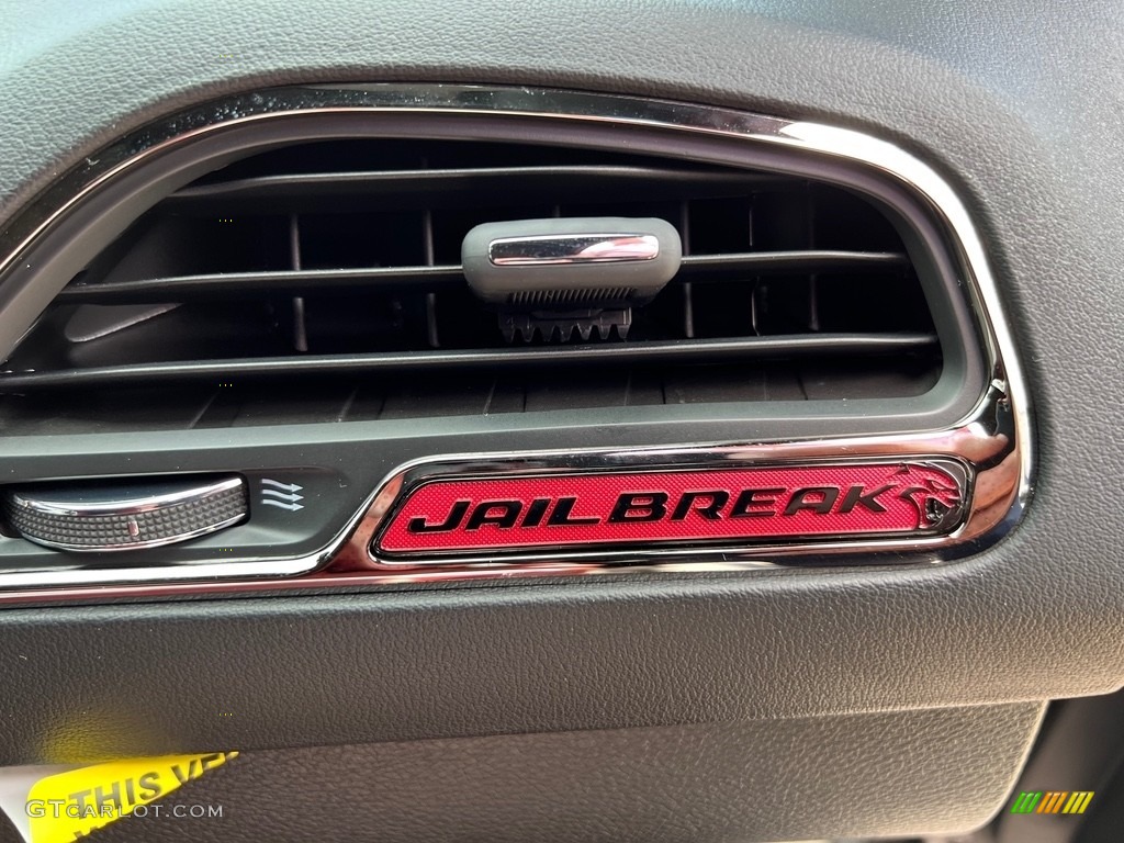 2023 Challenger SRT Hellcat JailBreak - Pitch Black / Demonic Red/Black photo #18